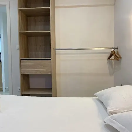 Apartment La Cle -climatisation - Parking Prive - Ideale - Professionnels - Familles - Amis *